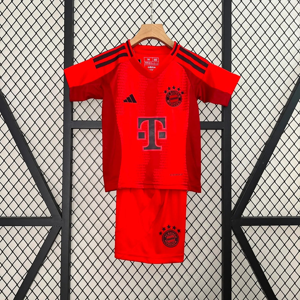 24/25 Ensemble Enfant Bayern Munich